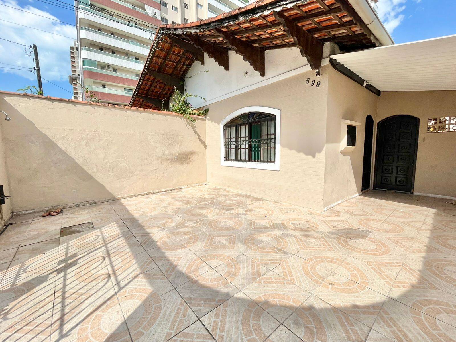 #270 - Casa para Venda em Praia Grande - SP