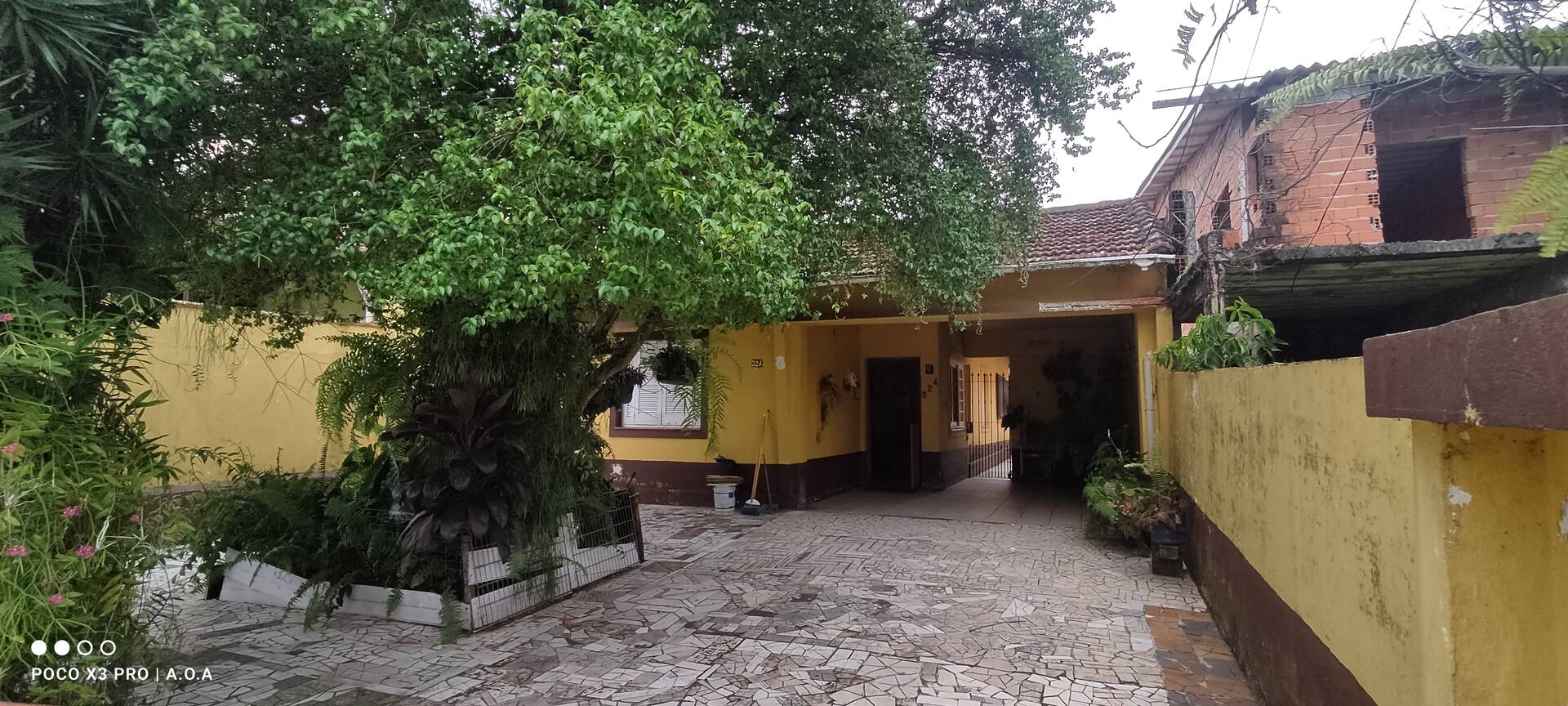 Casa / Terreno na Aviação Á Venda .
