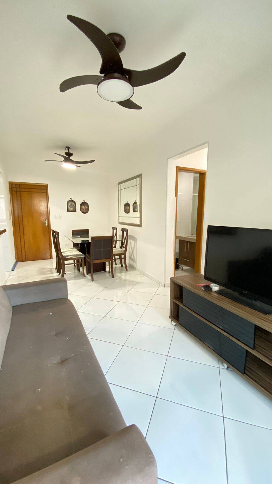 #5988 - Apartamento para Locação em Praia Grande - SP