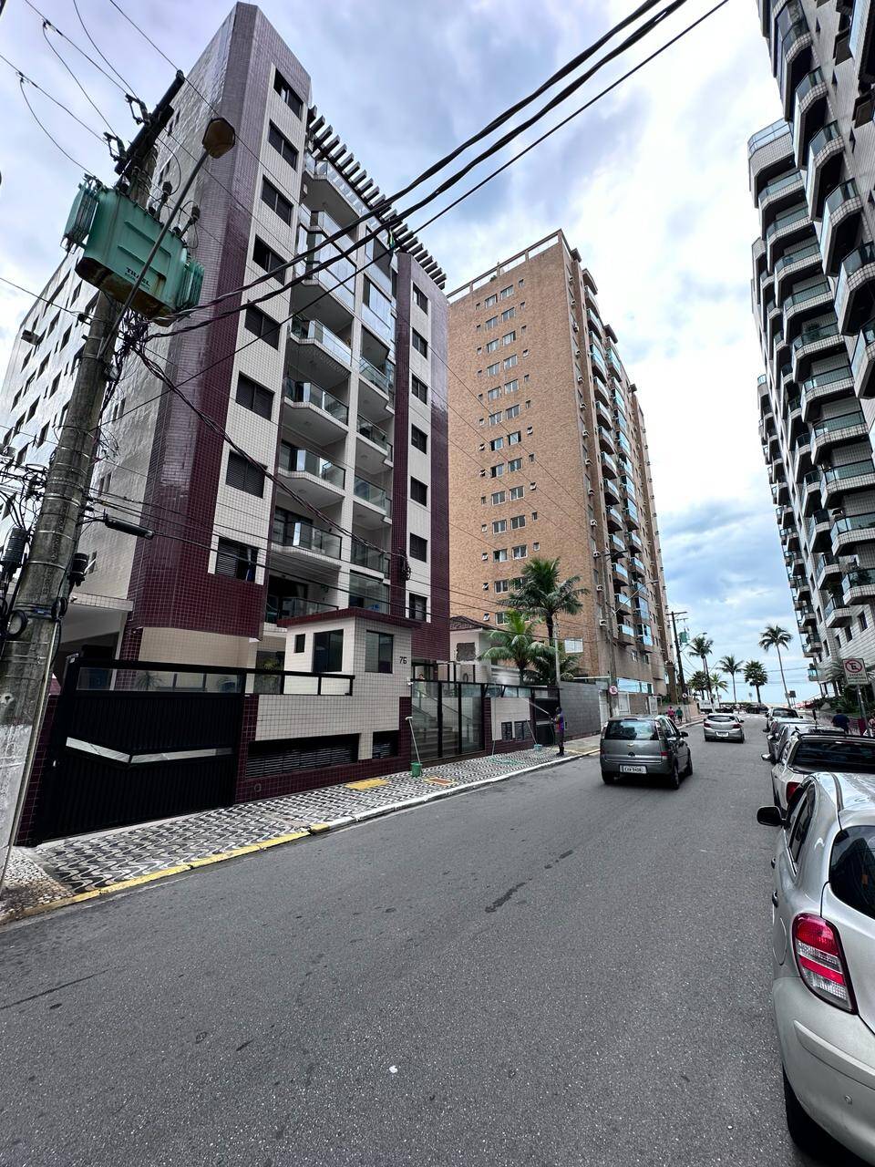 #6421 - Apartamento para Venda em Praia Grande - SP