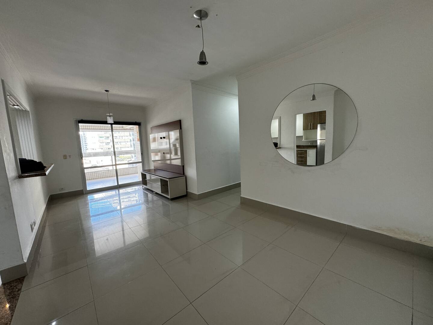 #7849 - Apartamento para Venda em Praia Grande - SP