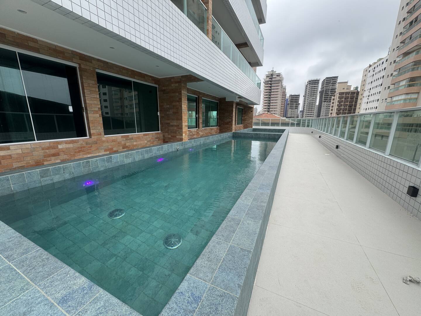 #7850 - Apartamento para Venda em Praia Grande - SP