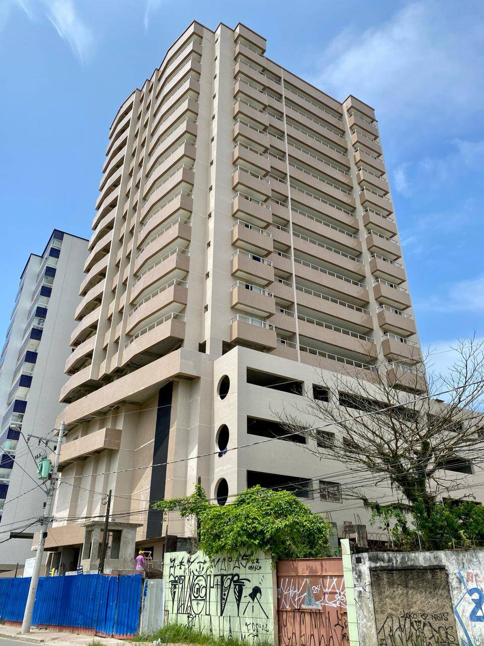 #7916 - Apartamento para Venda em Praia Grande - SP