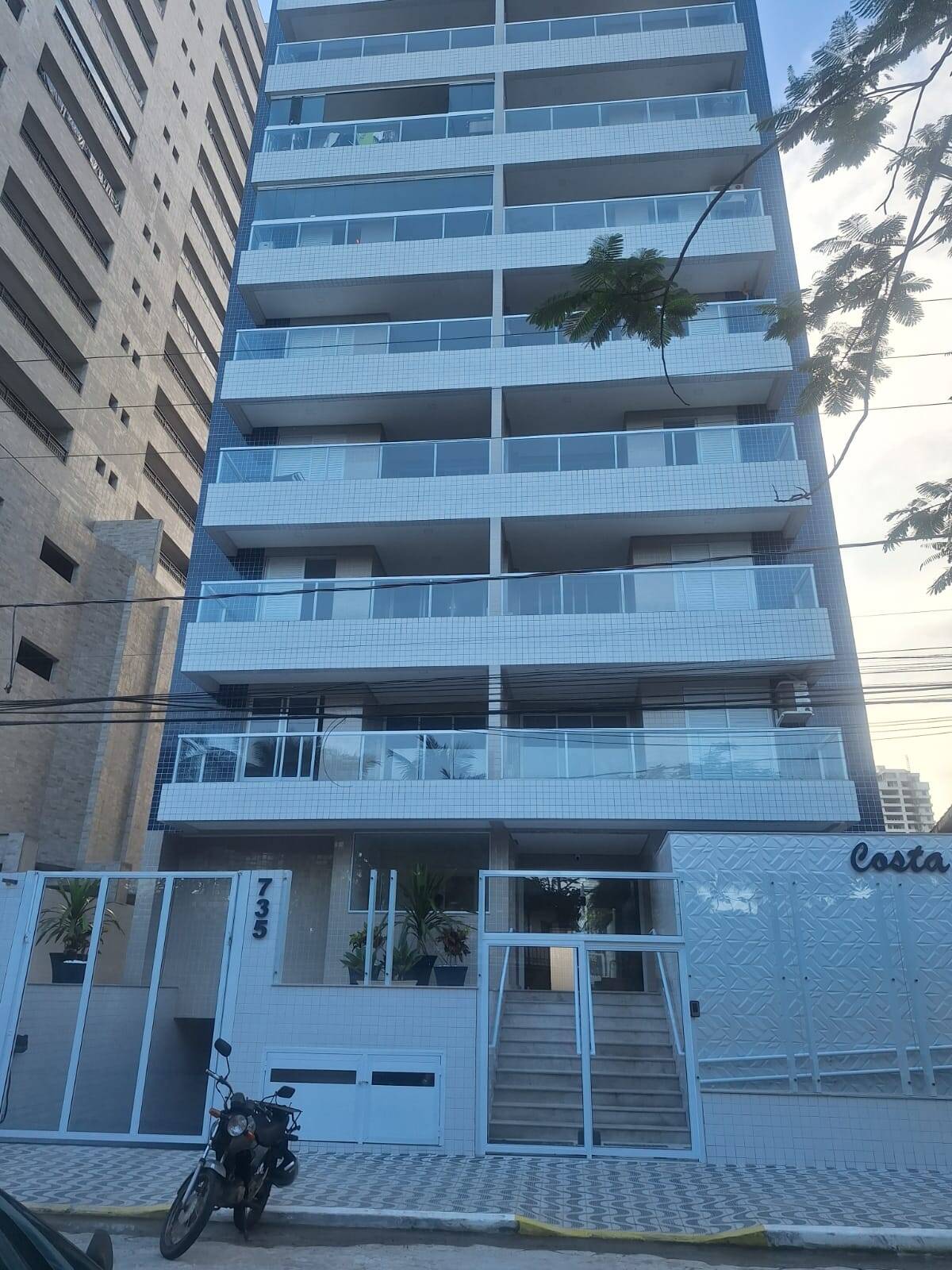 #8019 - Apartamento para Venda em Praia Grande - SP