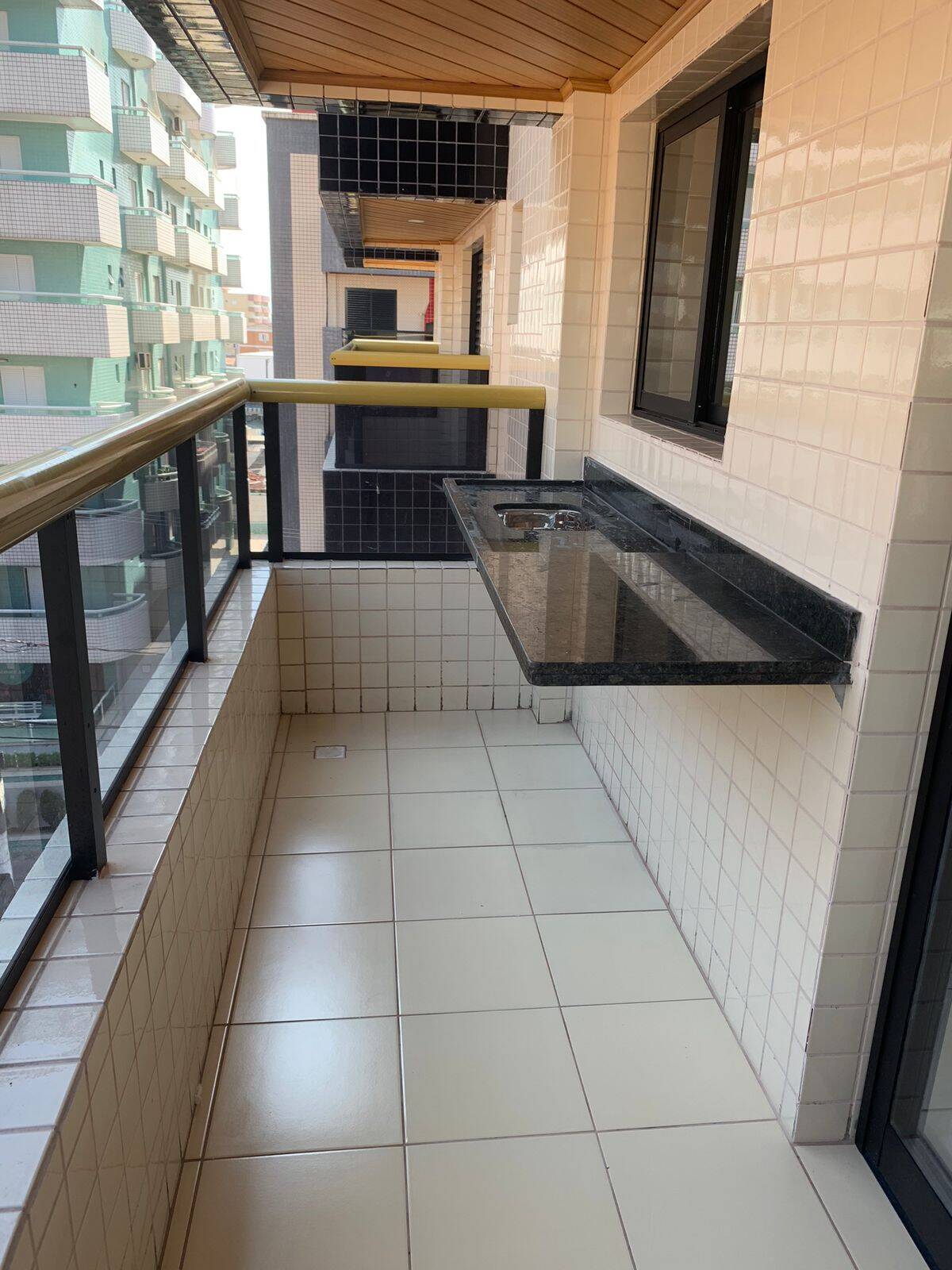 #8026 - Apartamento para Venda em Praia Grande - SP