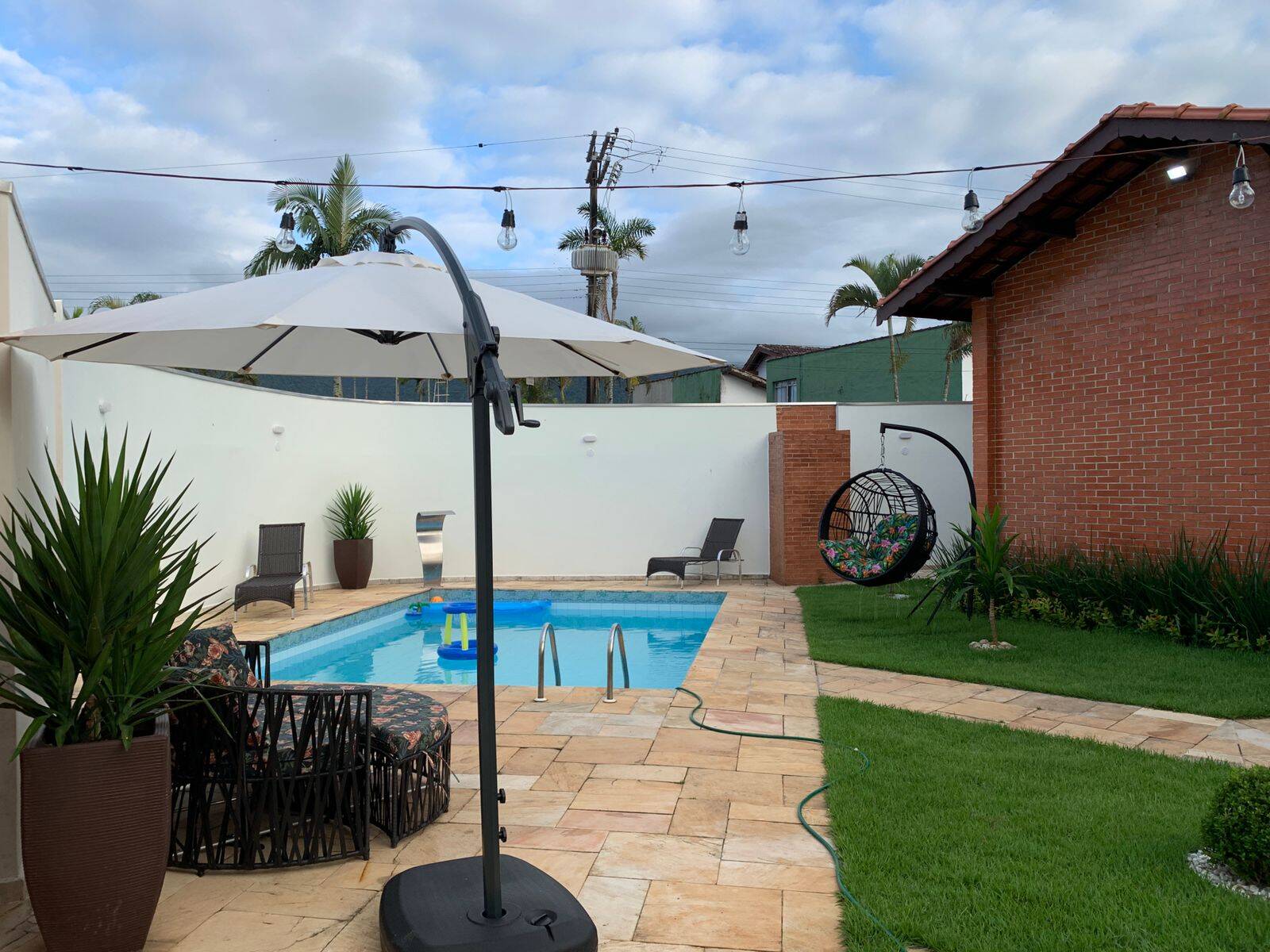 #8121 - Casa para Venda em Praia Grande - SP