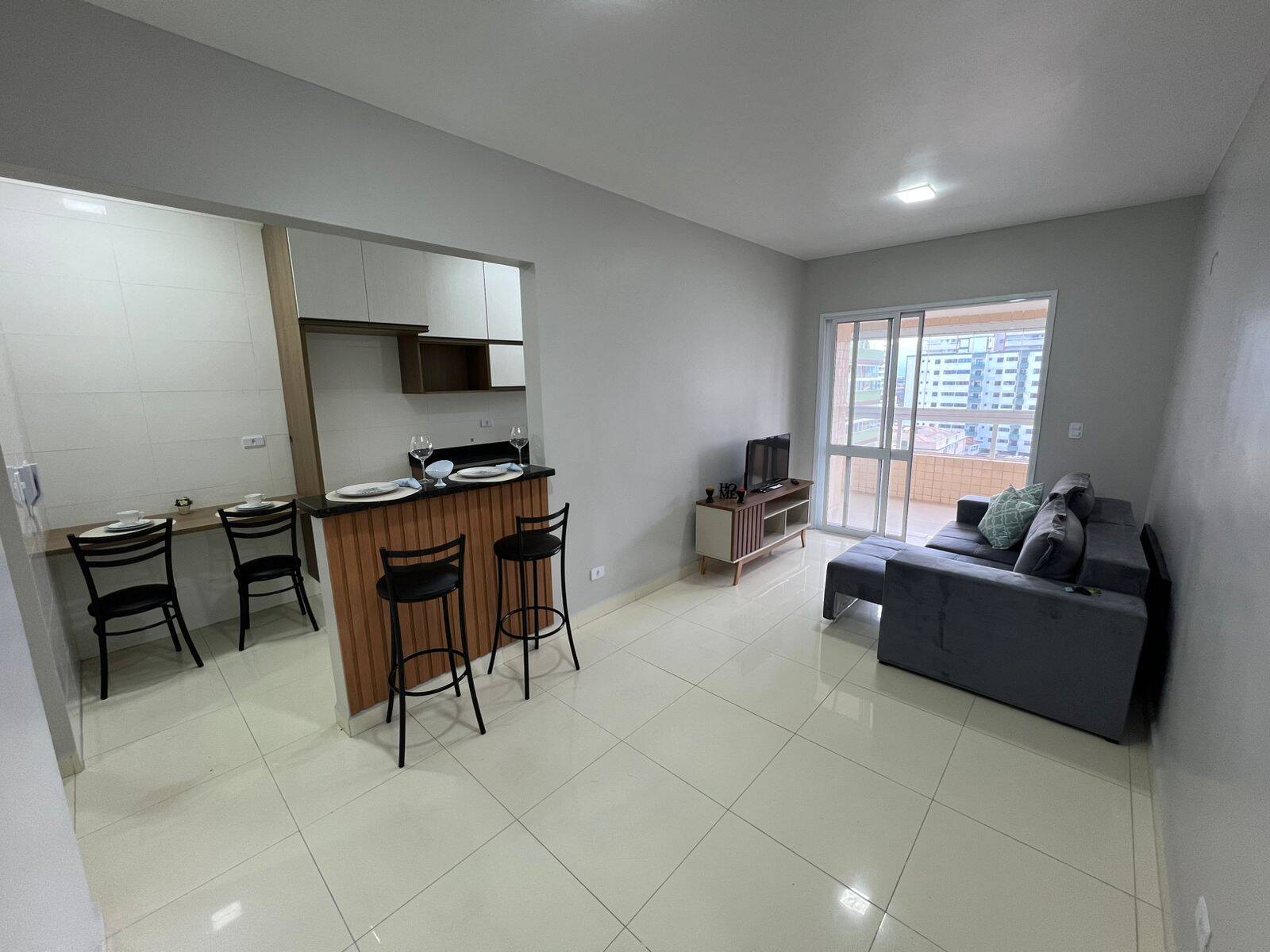 #8115 - Apartamento para Venda em Praia Grande - SP