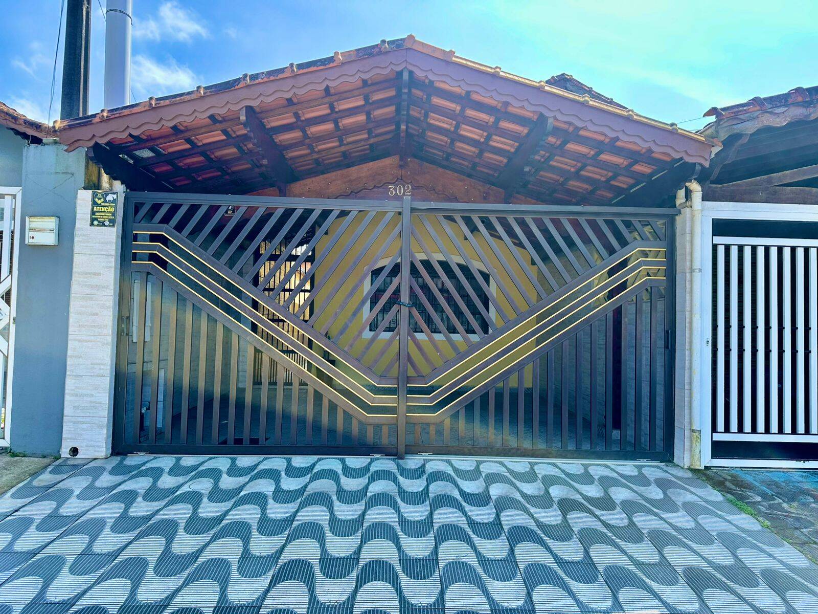 #0380 - Casa para Venda em Praia Grande - SP