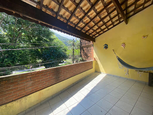 #2010 - Casa para Venda em Praia Grande - SP