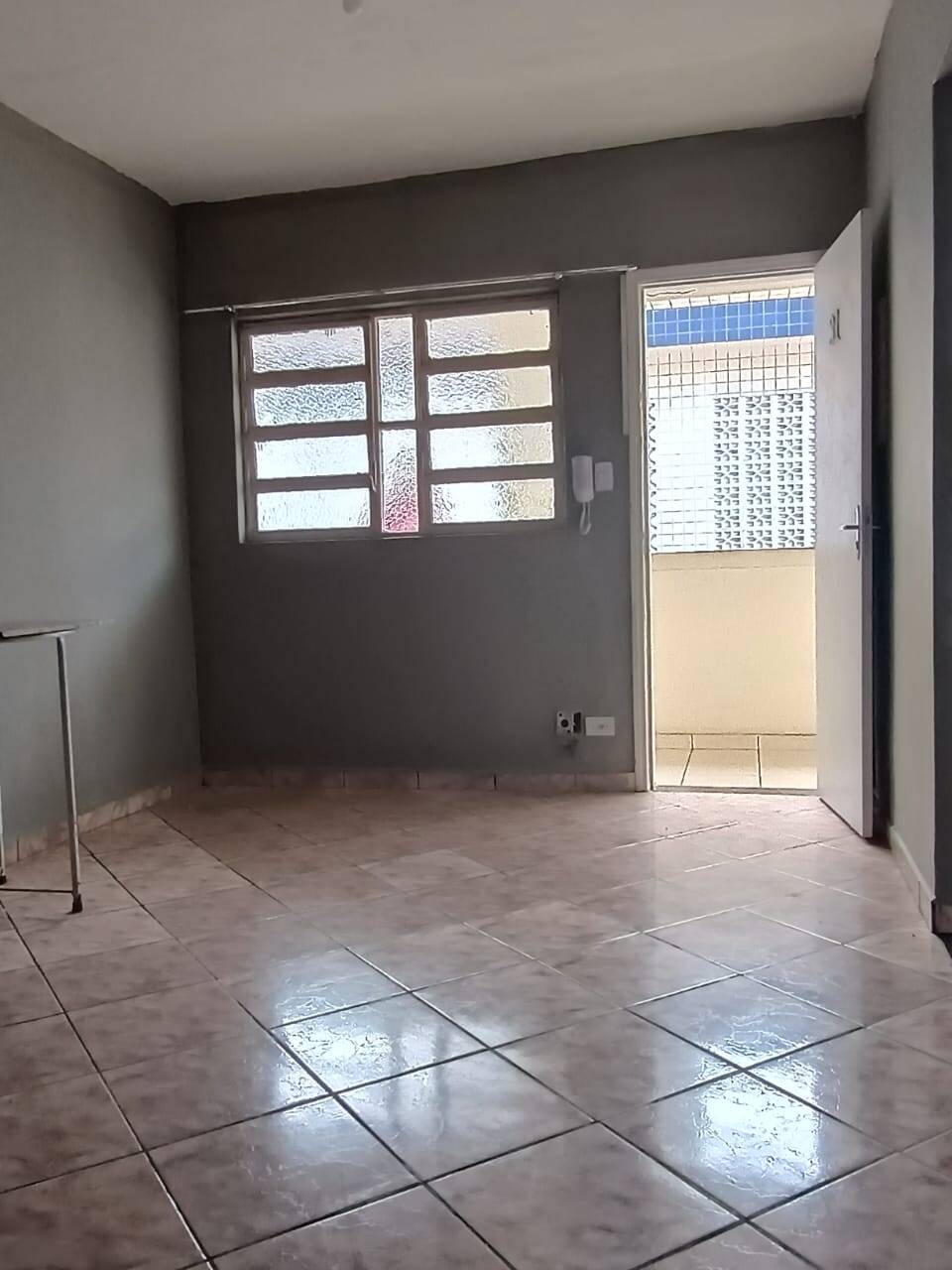 #8181 - Apartamento para Locação em Praia Grande - SP
