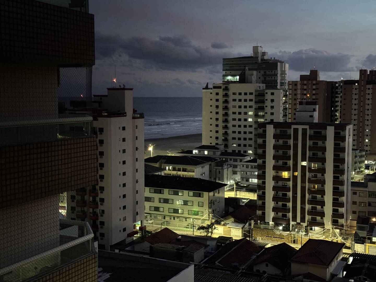 #2052 - Apartamento para Venda em Praia Grande - SP