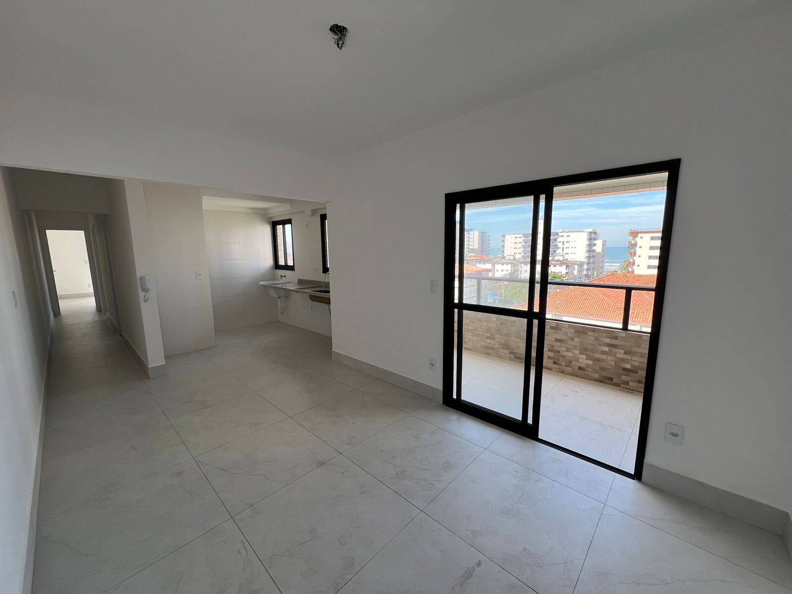 #2060 - Apartamento para Venda em Praia Grande - SP