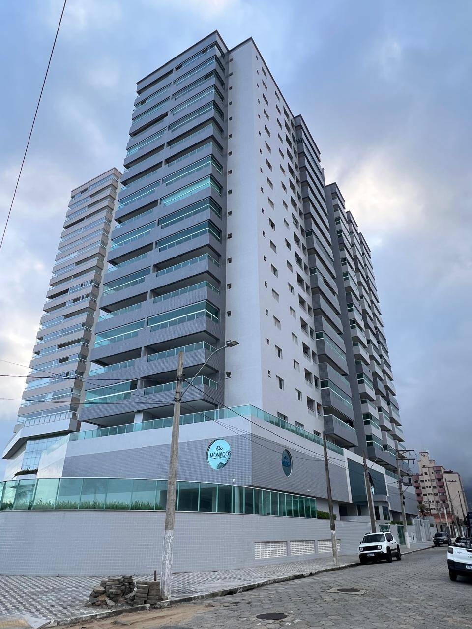 #2062 - Apartamento para Venda em Praia Grande - SP