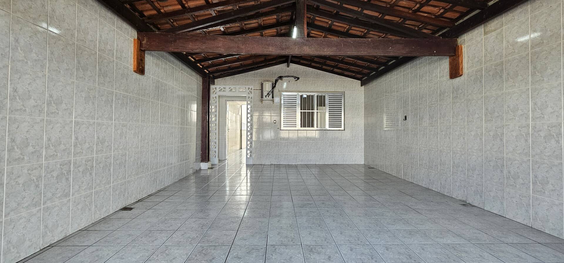 #7574 - Casa para Venda em Praia Grande - SP