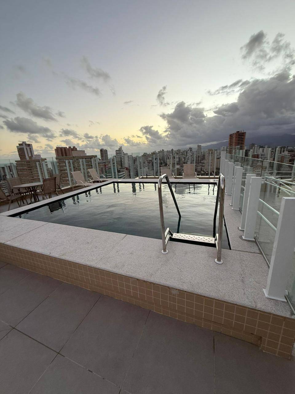 #7305 - Apartamento para Venda em Praia Grande - SP