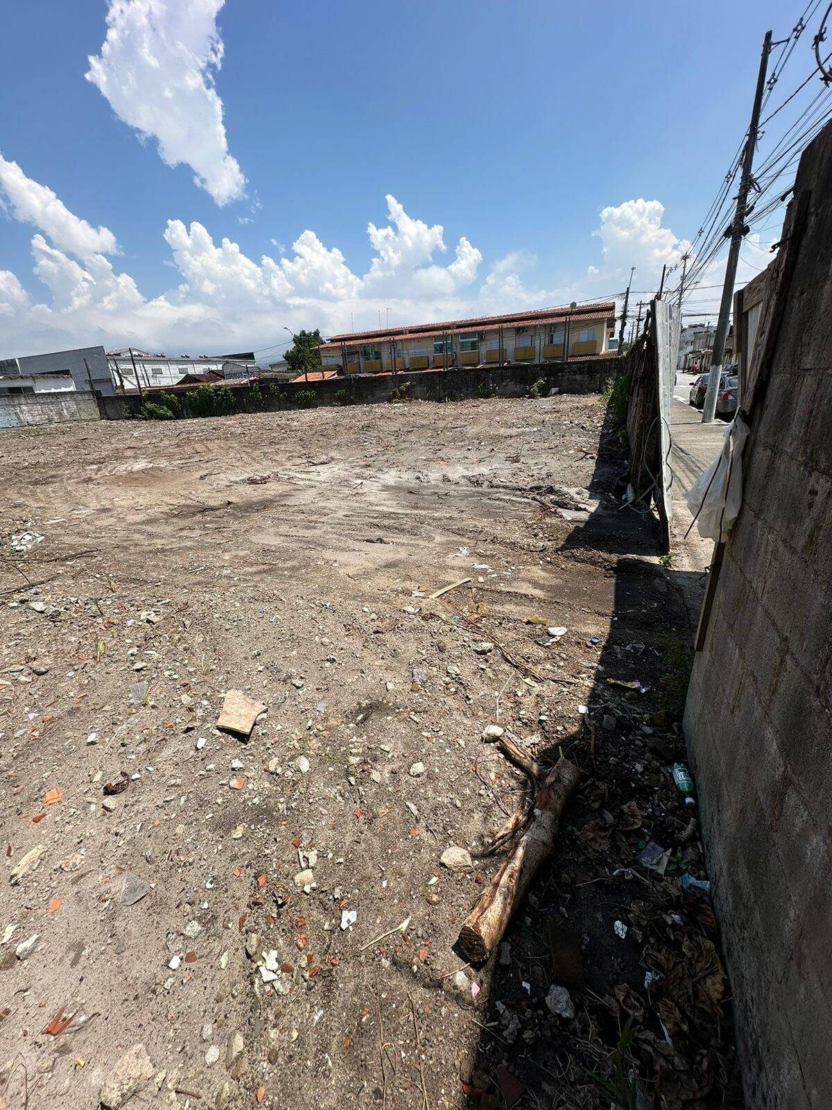 #7706 - Terreno para Locação em Praia Grande - SP