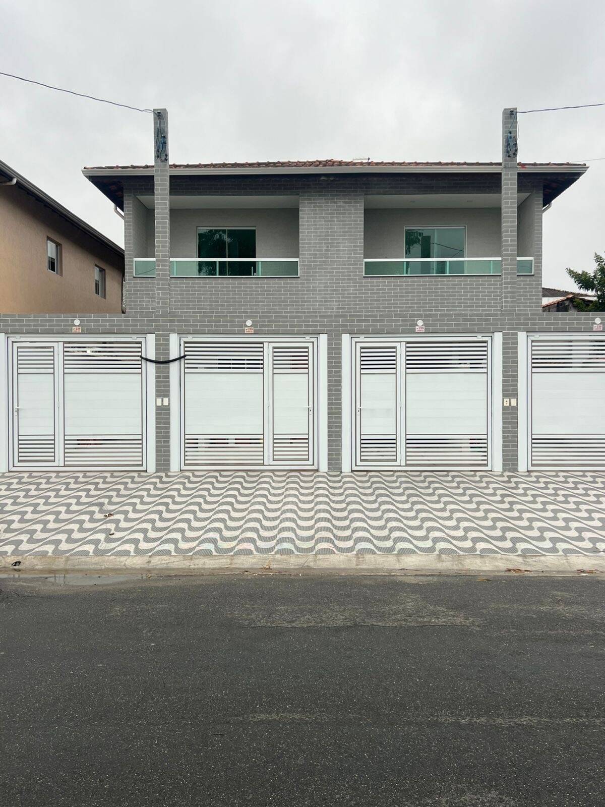 #7759 - Casa para Venda em Praia Grande - SP