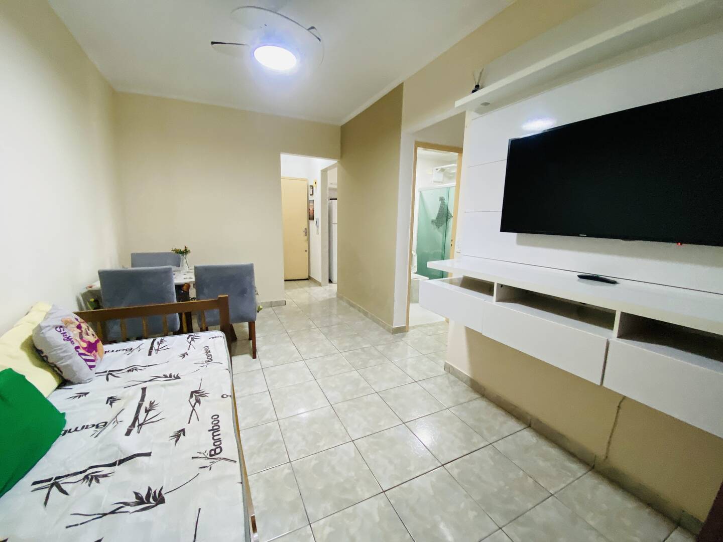 #7083 - Apartamento para Venda em Praia Grande - SP