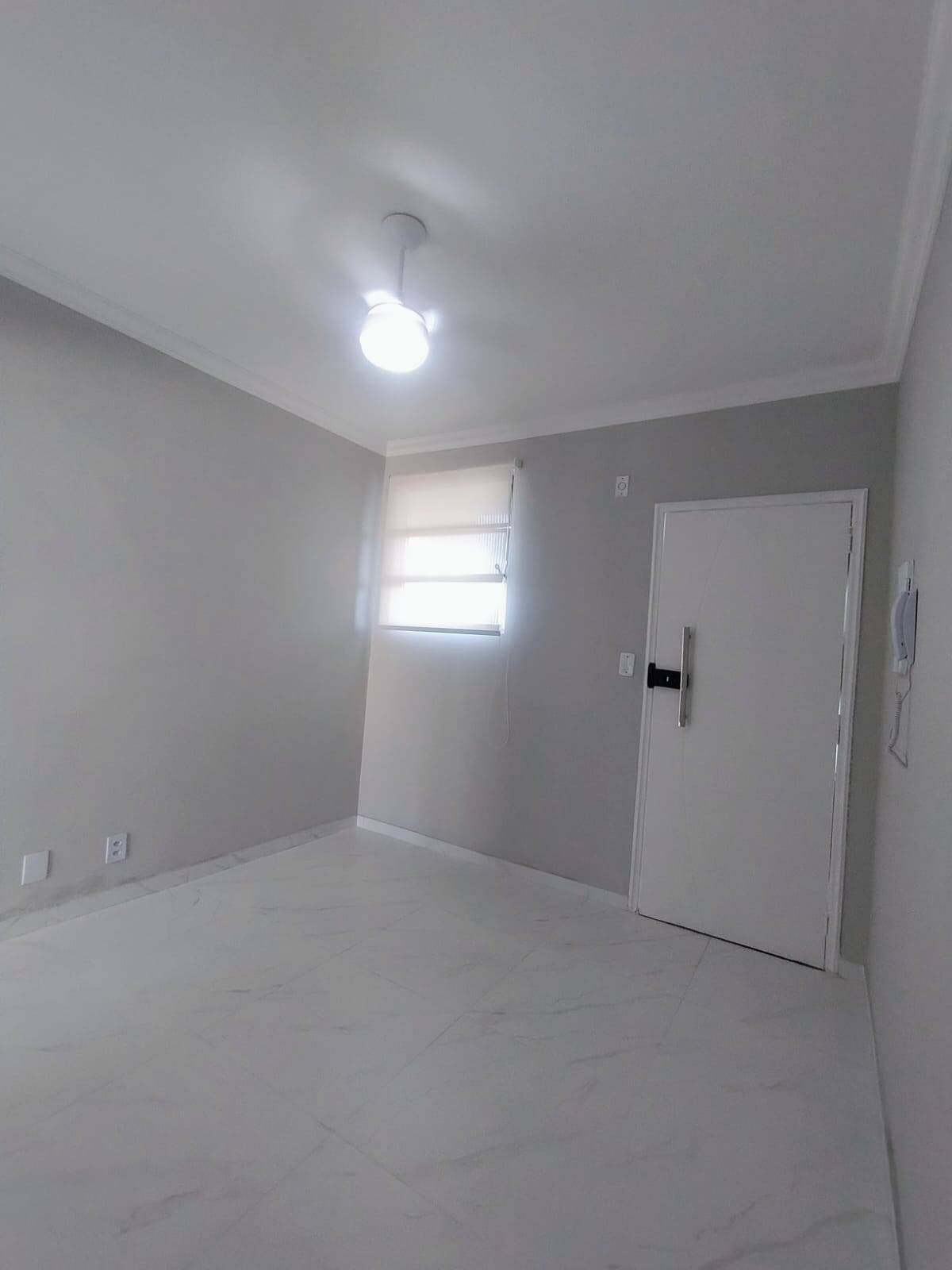 #7963 - Apartamento para Locação em Santos - SP