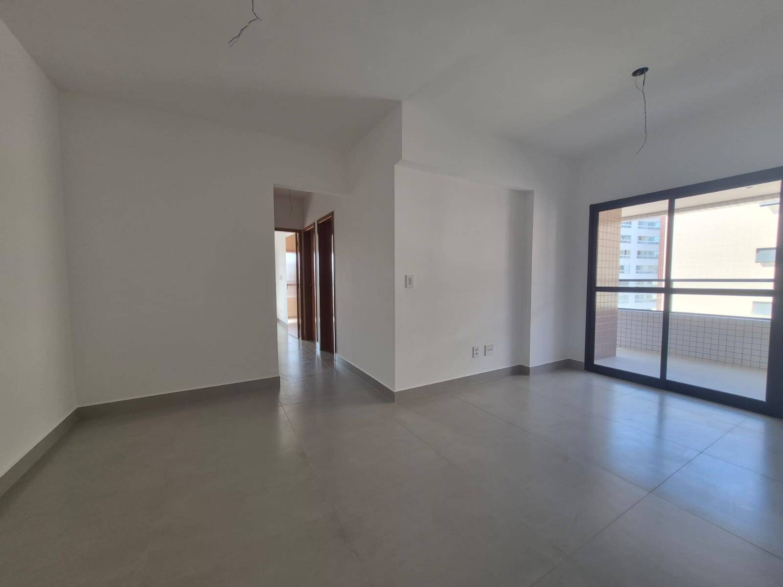 #1037 - Apartamento para Locação em Praia Grande - SP