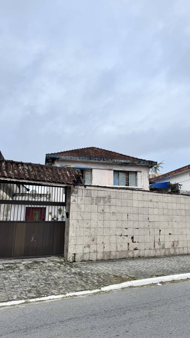 #7198 - Casa para Venda em Praia Grande - SP