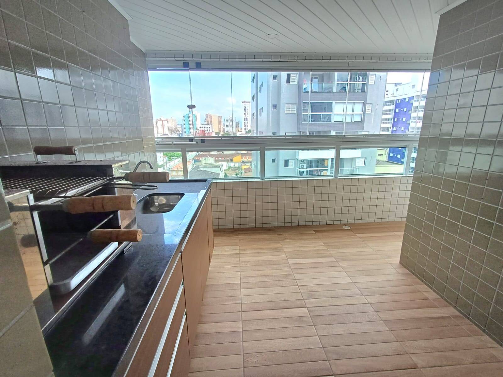 #4017 - Apartamento para Venda em Praia Grande - SP