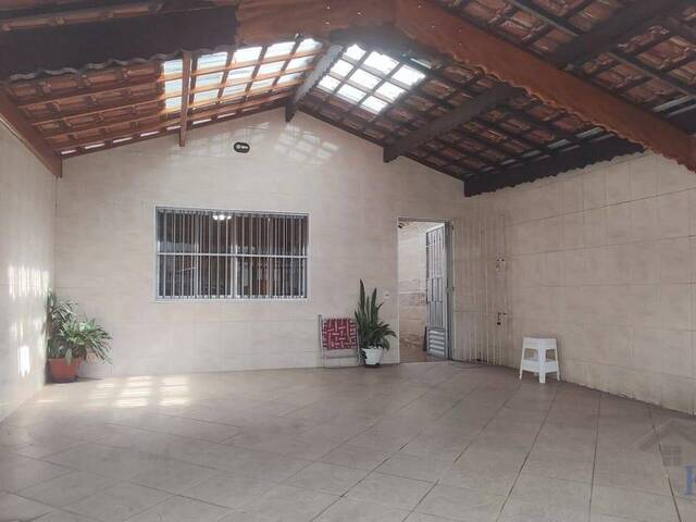 #7668 - Casa para Venda em Praia Grande - SP - 2