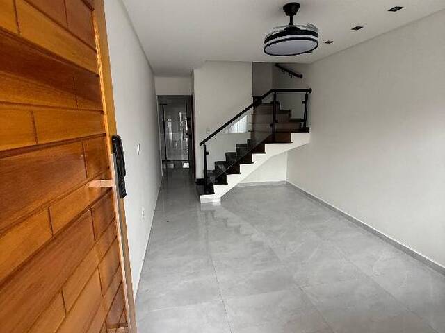 #1067 - Casa para Venda em Praia Grande - SP - 2