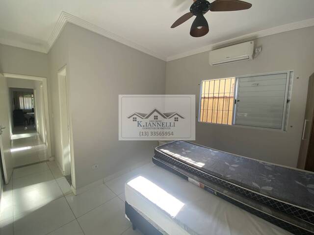 #8124 - Casa para Venda em Praia Grande - SP