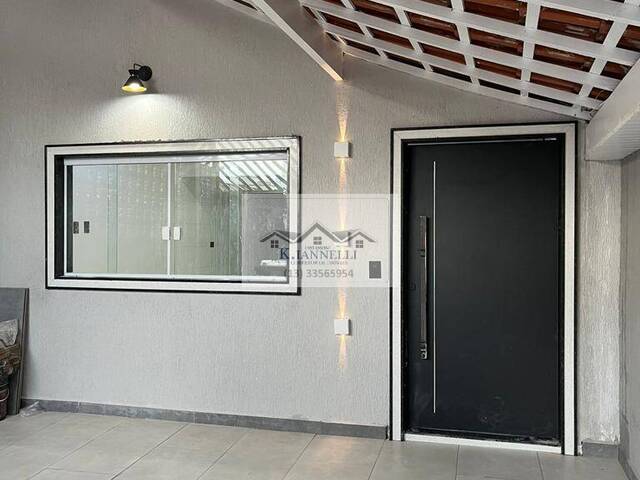 #7439 - Casa para Venda em Praia Grande - SP