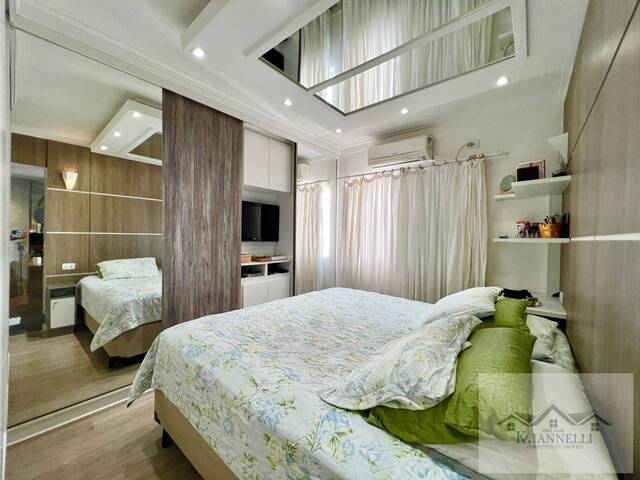 #7688 - Apartamento para Venda em Praia Grande - SP