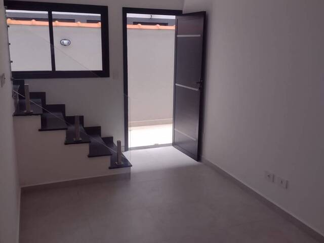 #7868 - Casa para Venda em Praia Grande - SP