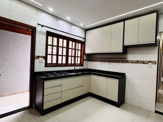 #5017 - Casa para Venda em Praia Grande - SP