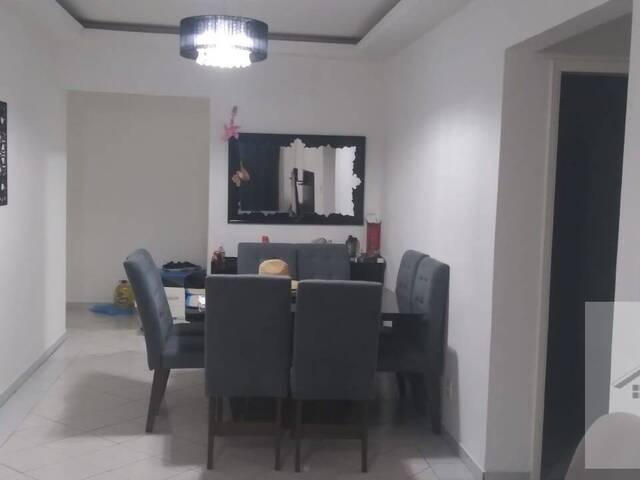 Apartamento para Venda em Praia Grande - 4