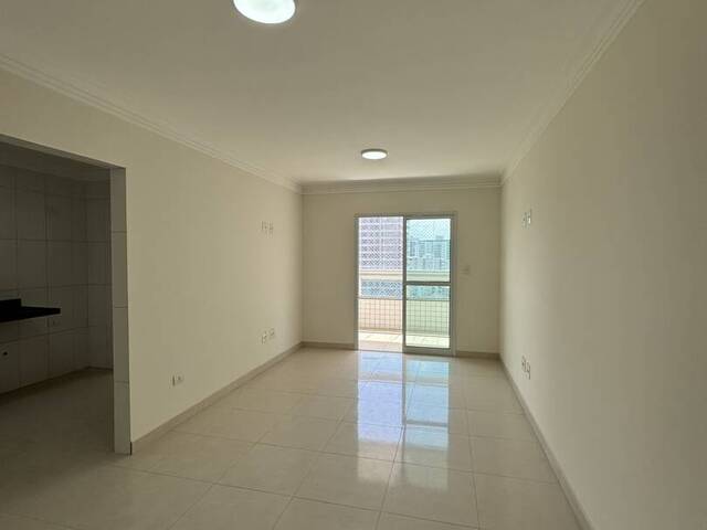 #7615 - Apartamento para Venda em Praia Grande - SP