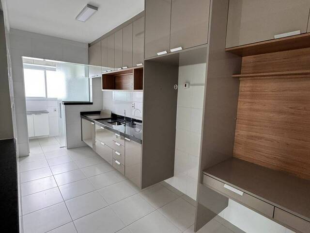 #7942 - Apartamento para Venda em Praia Grande - SP