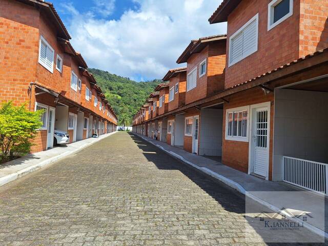 #8000 - Casa para Venda em Mongaguá - SP - 1