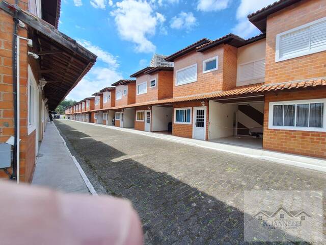 #8000 - Casa para Venda em Mongaguá - SP - 2