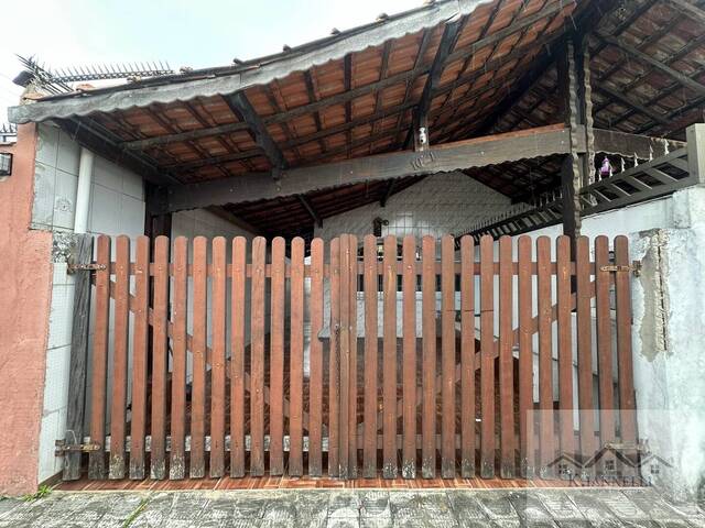 #0375 - Casa para Venda em Praia Grande - SP - 1