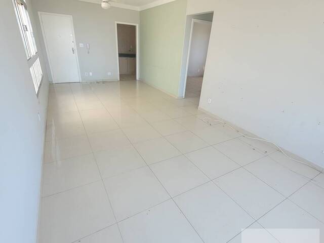 #9008 - Apartamento para Venda em Santos - SP
