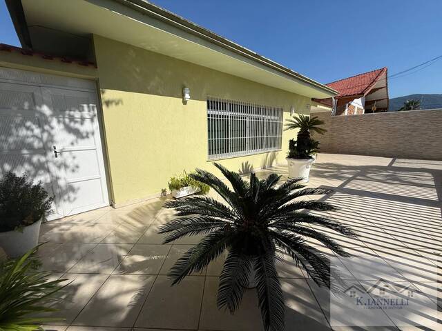 #0399 - Casa para Venda em Praia Grande - SP - 2