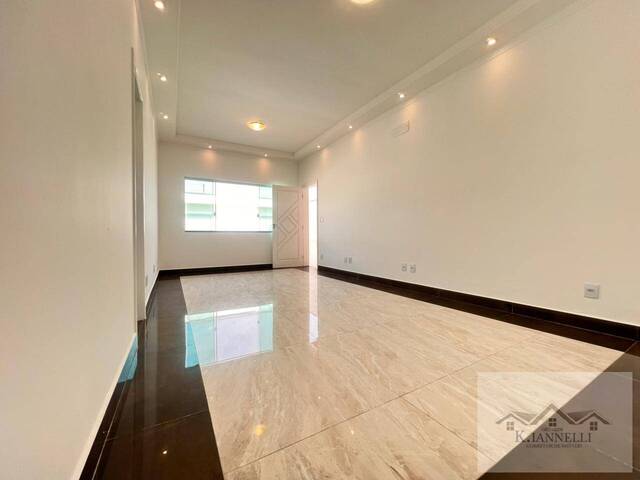 #0203 - Casa para Venda em Praia Grande - SP - 2