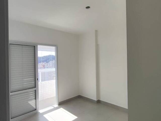 #2031 - Apartamento para Venda em Praia Grande - SP - 2