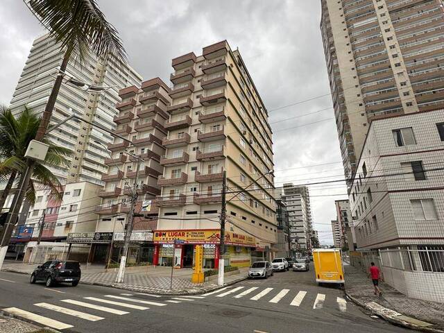 #2050 - Apartamento para Venda em Praia Grande - SP
