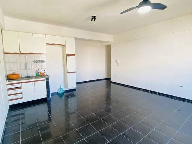 #2074 - Apartamento para Venda em Praia Grande - SP