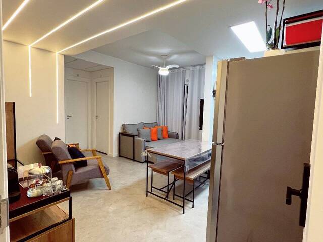 #2099 - Apartamento para Venda em Praia Grande - SP