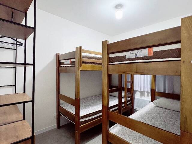 #2099 - Apartamento para Venda em Praia Grande - SP