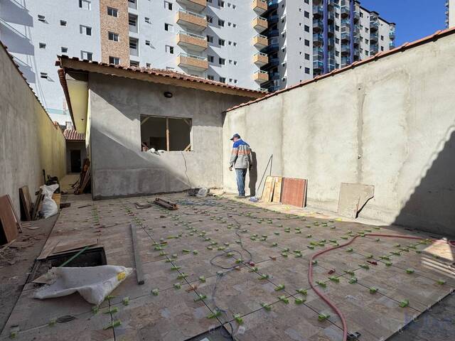 #0434 - Casa para Venda em Praia Grande - SP - 2
