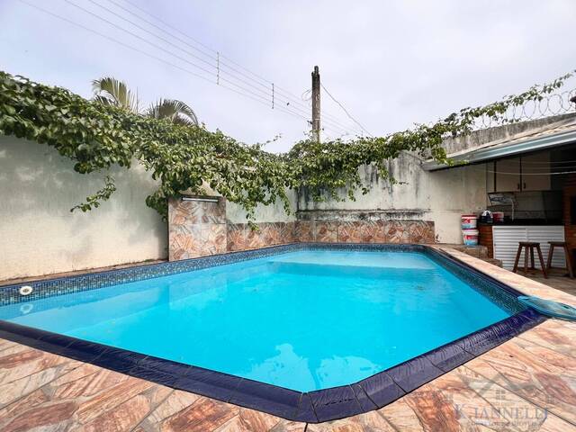 #0435 - Casa para Venda em Praia Grande - SP - 3