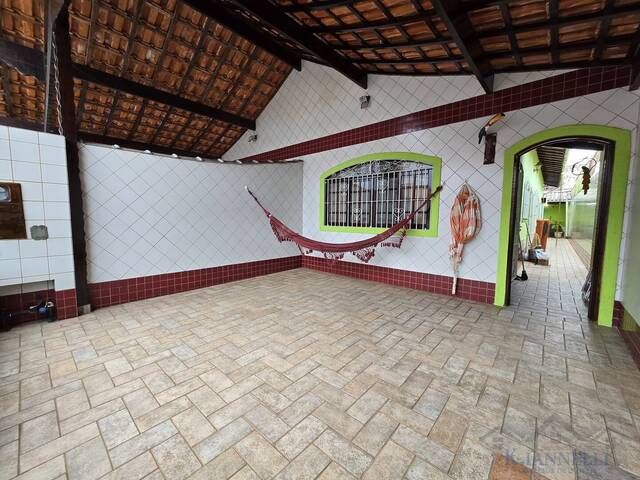 #0436 - Casa para Venda em Praia Grande - SP - 1